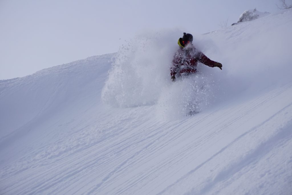 powder, splitboard, siberia, rusia, experience, tur ghidat, backcountry, offpiste, freeride, schi de tura, massif experience, guided tours, guiding, RMGA guide